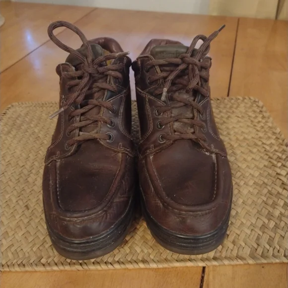 Timberland | Shoes | Timberland Icon Chukka Boots Mens 95 M  display picture 3